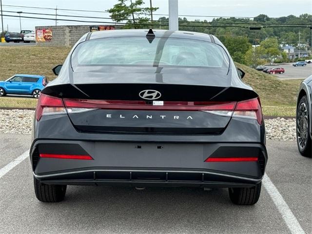 new 2024 Hyundai Elantra car, priced at $23,274