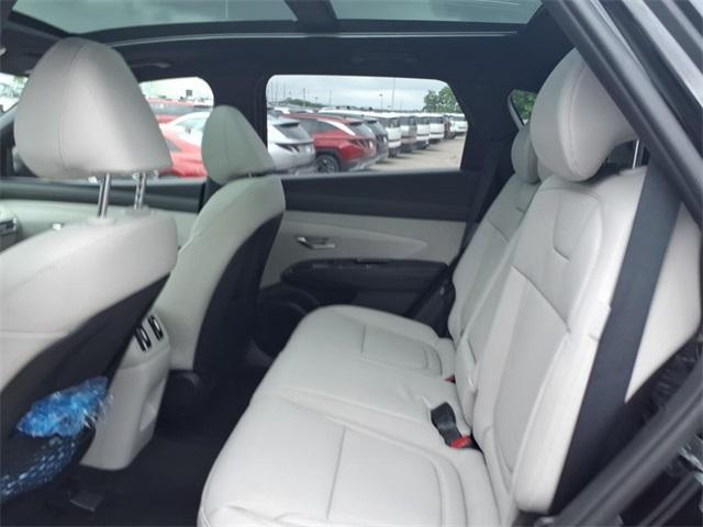 new 2025 Hyundai TUCSON Hybrid car, priced at $42,075