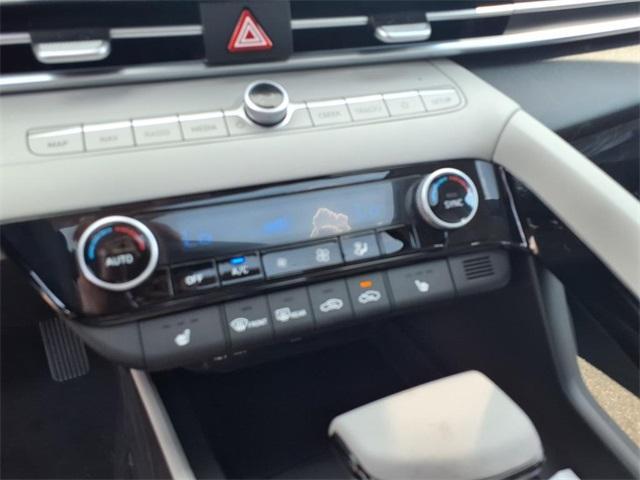 new 2025 Hyundai Elantra car, priced at $26,626