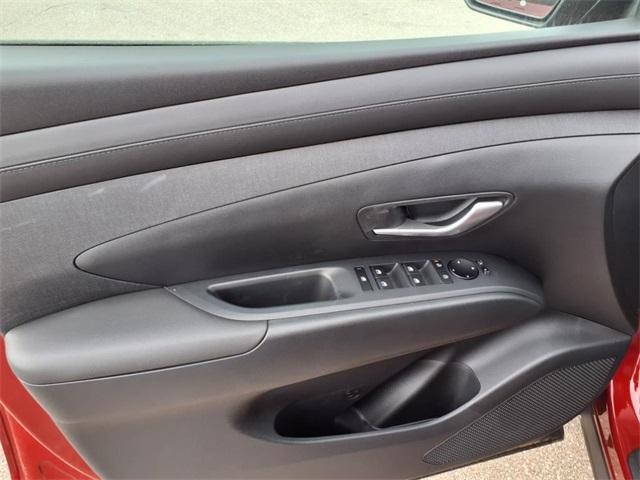 new 2025 Hyundai Tucson car, priced at $34,213