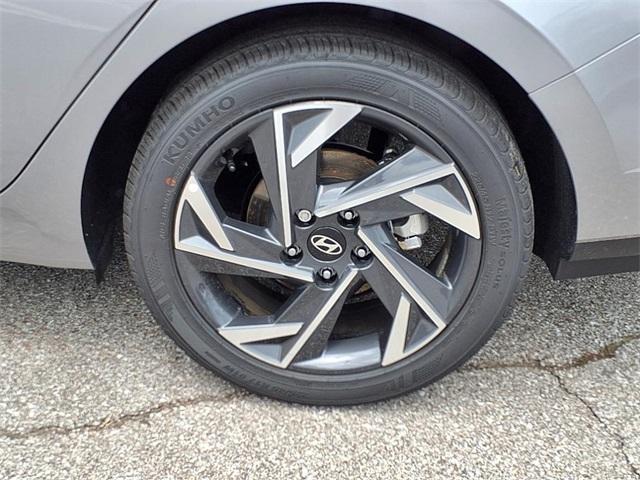 new 2025 Hyundai Elantra car, priced at $23,530