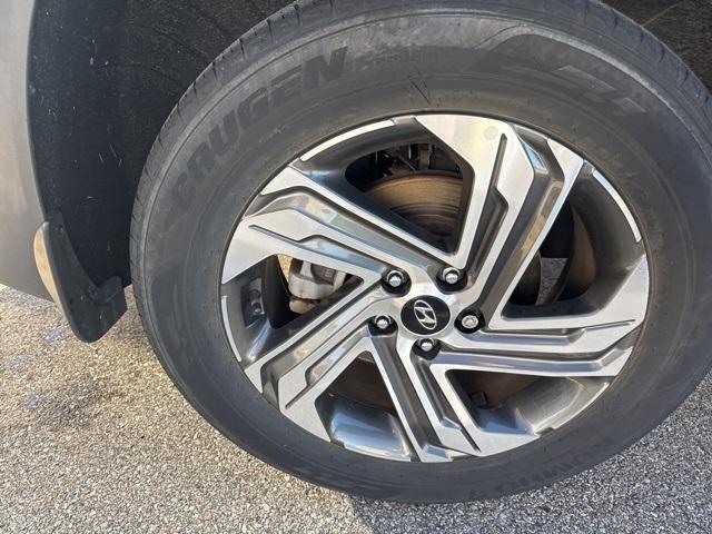 used 2022 Hyundai Santa Fe car, priced at $25,162