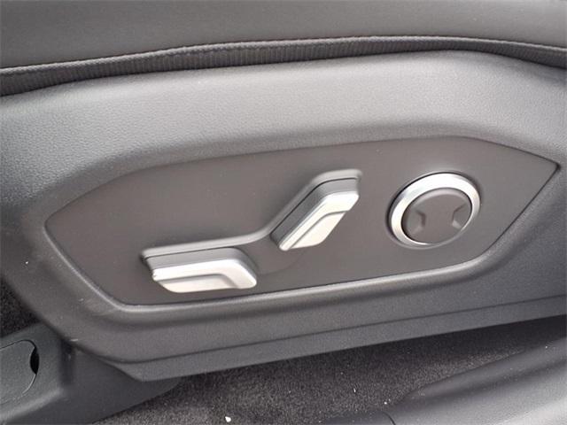 new 2025 Hyundai Santa Fe car, priced at $37,997