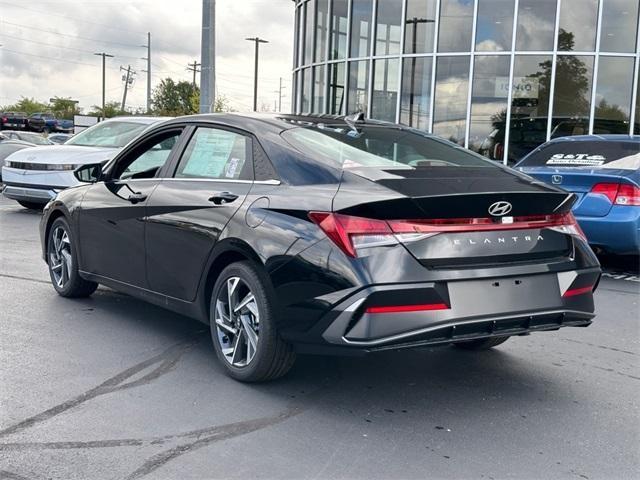 new 2025 Hyundai Elantra car, priced at $26,285