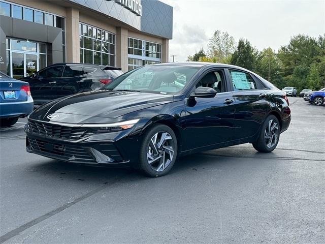 new 2025 Hyundai Elantra car, priced at $26,285