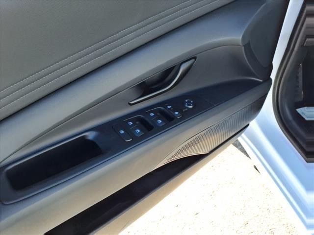 new 2025 Hyundai ELANTRA HEV car, priced at $27,653