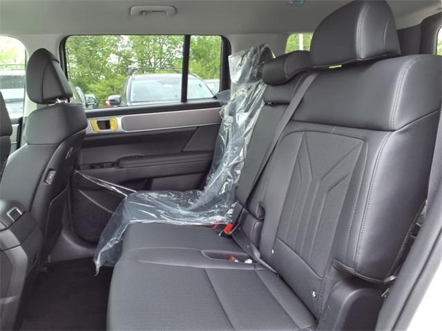 new 2025 Hyundai Santa Fe car, priced at $38,922