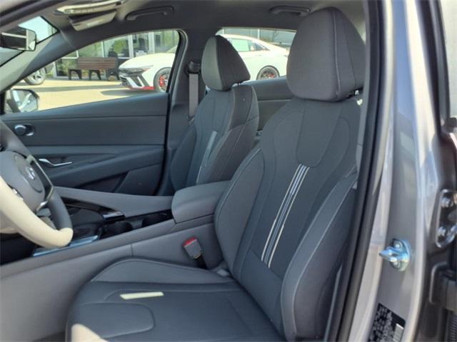 new 2025 Hyundai ELANTRA HEV car, priced at $25,162