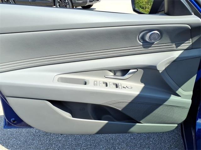 new 2025 Hyundai Elantra car, priced at $26,690