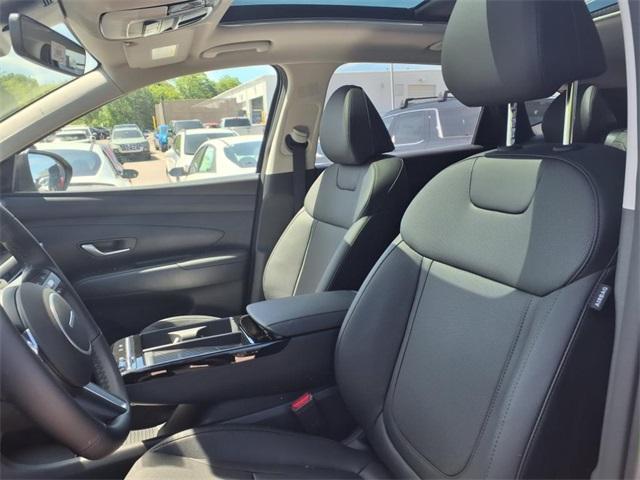 new 2025 Hyundai TUCSON Hybrid car, priced at $36,540