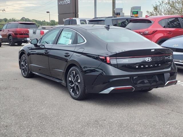 new 2024 Hyundai Sonata car, priced at $28,579