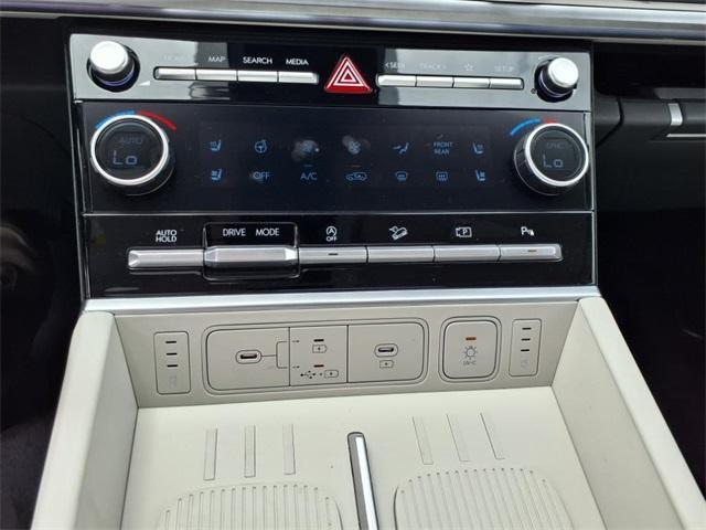 new 2025 Hyundai Santa Fe car, priced at $45,886