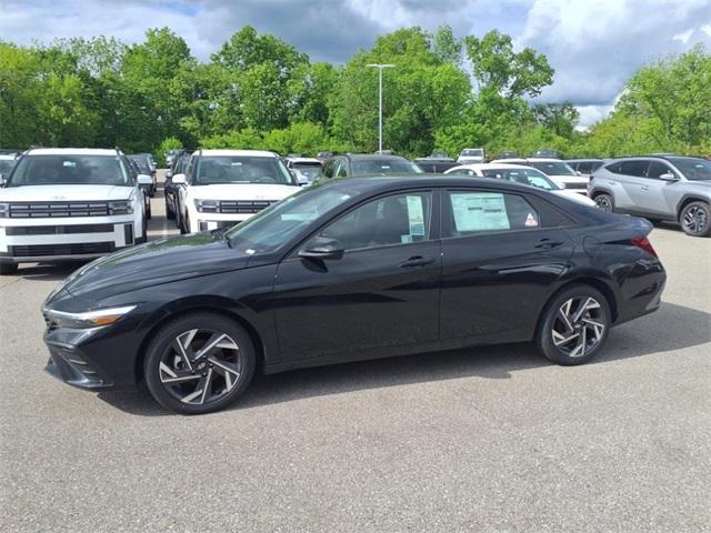 new 2025 Hyundai Elantra car, priced at $23,126