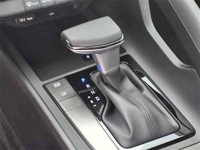 new 2025 Hyundai Elantra car, priced at $23,126