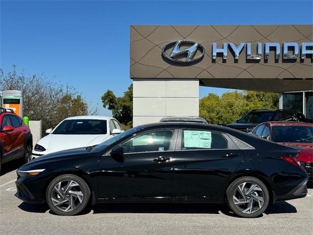 new 2025 Hyundai Elantra car, priced at $23,196