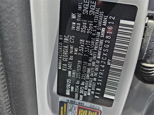 new 2025 Kia Sorento car, priced at $38,795