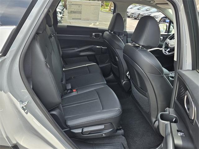new 2025 Kia Sorento car, priced at $38,760