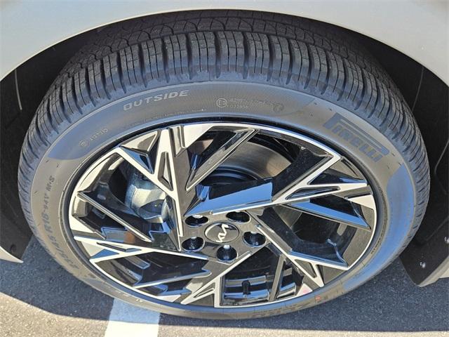 new 2025 Kia K5 car, priced at $32,715