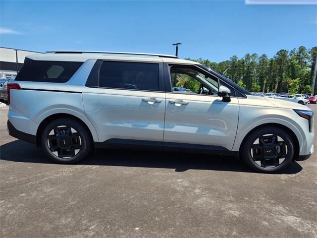 new 2025 Kia Carnival car, priced at $43,335