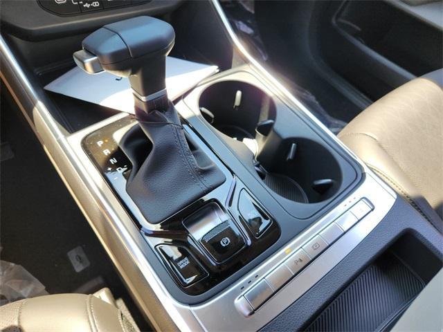 new 2025 Kia Carnival car, priced at $43,335