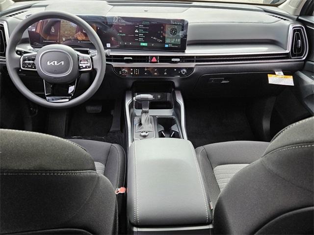 new 2025 Kia Sorento car, priced at $33,860