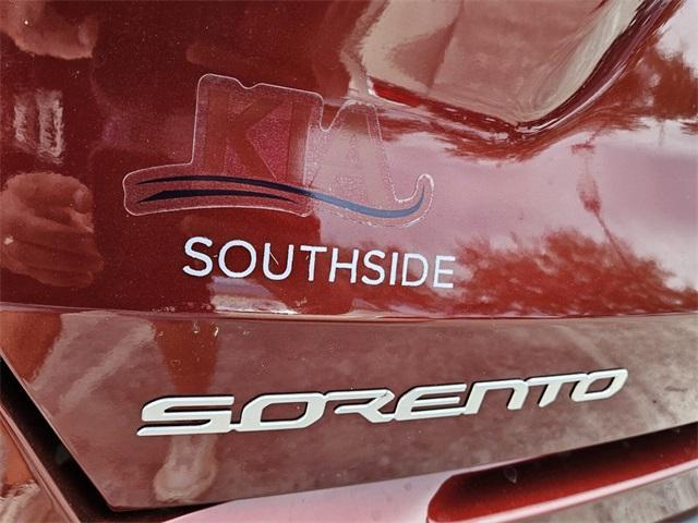 new 2025 Kia Sorento car, priced at $33,860