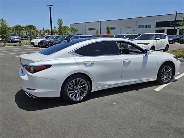 used 2024 Lexus ES 350 car, priced at $45,591