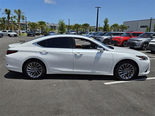 used 2024 Lexus ES 350 car, priced at $45,591