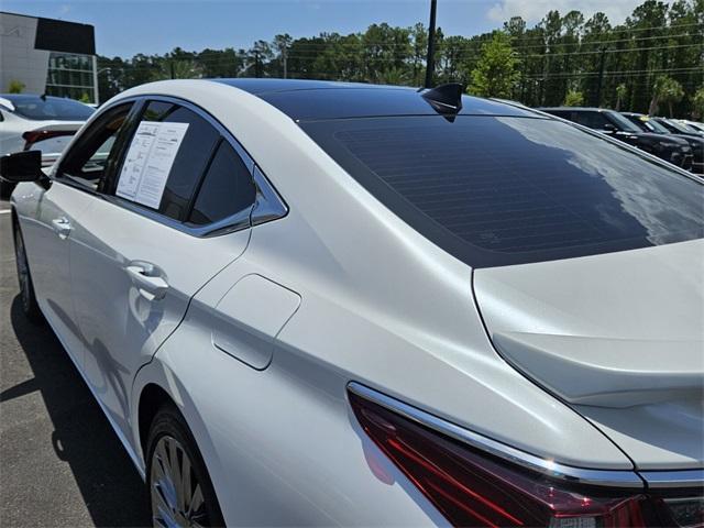 used 2024 Lexus ES 350 car, priced at $45,591
