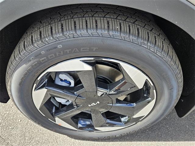 new 2025 Kia Sorento Hybrid car, priced at $41,670