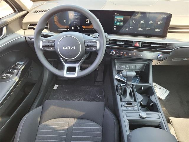 new 2025 Kia K5 car, priced at $29,610