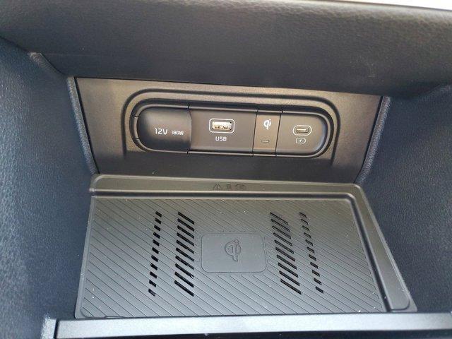 new 2025 Kia Sportage car, priced at $29,948