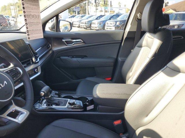 new 2025 Kia Sportage car, priced at $29,948