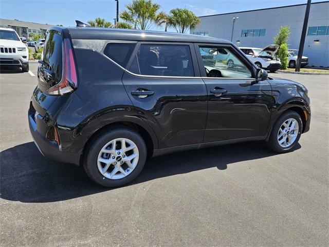 new 2025 Kia Soul car, priced at $22,510