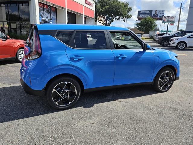 new 2025 Kia Soul car, priced at $26,140