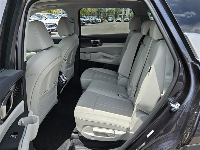 new 2025 Kia Sorento car, priced at $38,300