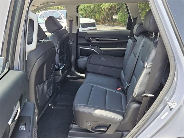 new 2025 Kia Telluride car, priced at $38,090
