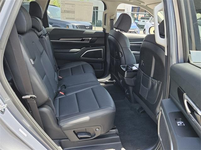 new 2025 Kia Telluride car, priced at $38,090