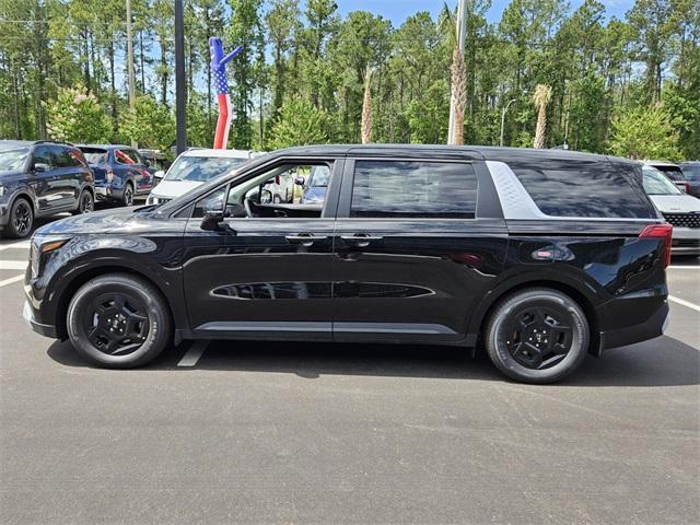 new 2025 Kia Carnival car, priced at $41,495