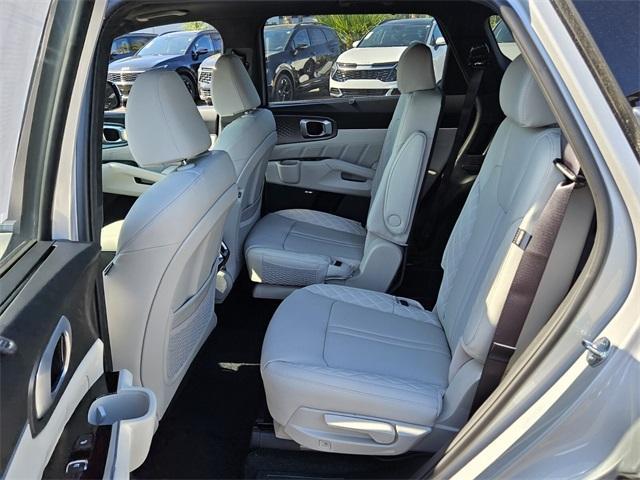 new 2025 Kia Sorento Hybrid car, priced at $48,265