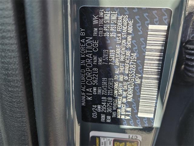 new 2025 Kia Sorento Hybrid car, priced at $40,721