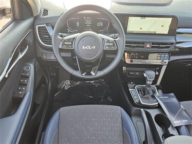 new 2025 Kia Seltos car, priced at $27,640
