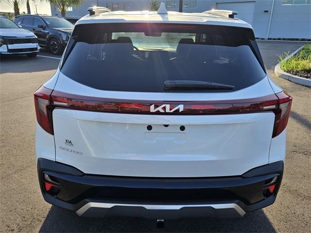new 2025 Kia Seltos car, priced at $27,640