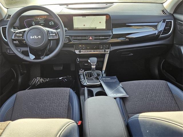 new 2025 Kia Seltos car, priced at $27,640
