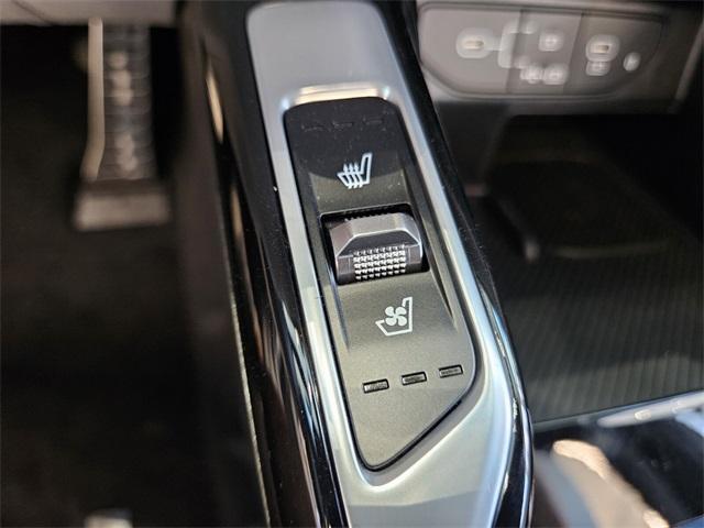 new 2025 Kia Sorento Hybrid car, priced at $48,365