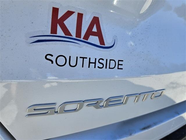 new 2025 Kia Sorento car, priced at $36,805