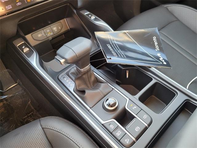 new 2025 Kia Sorento car, priced at $38,645