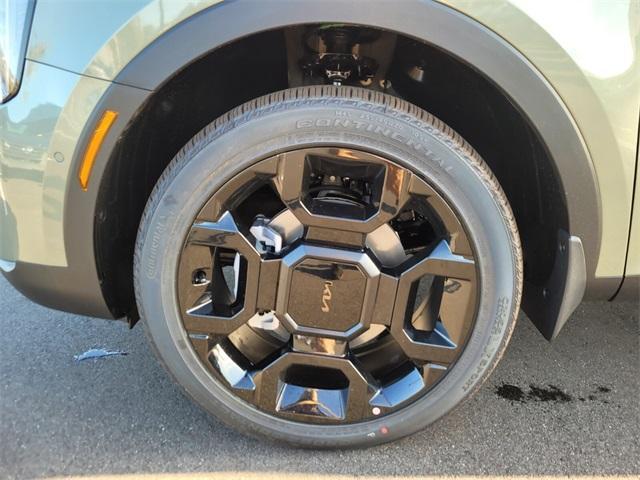 new 2025 Kia Sorento car, priced at $45,660