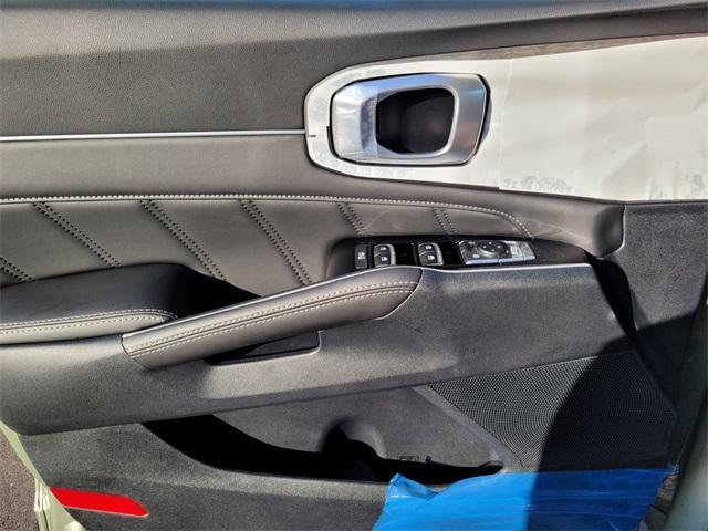 new 2025 Kia Sorento car, priced at $45,660