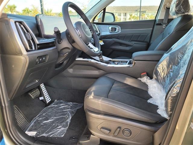 new 2025 Kia Sorento car, priced at $45,660